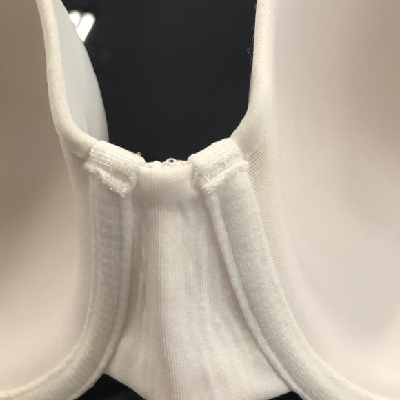 Vanity Fair 36D White NWOT Bra - Picture 4 of 10